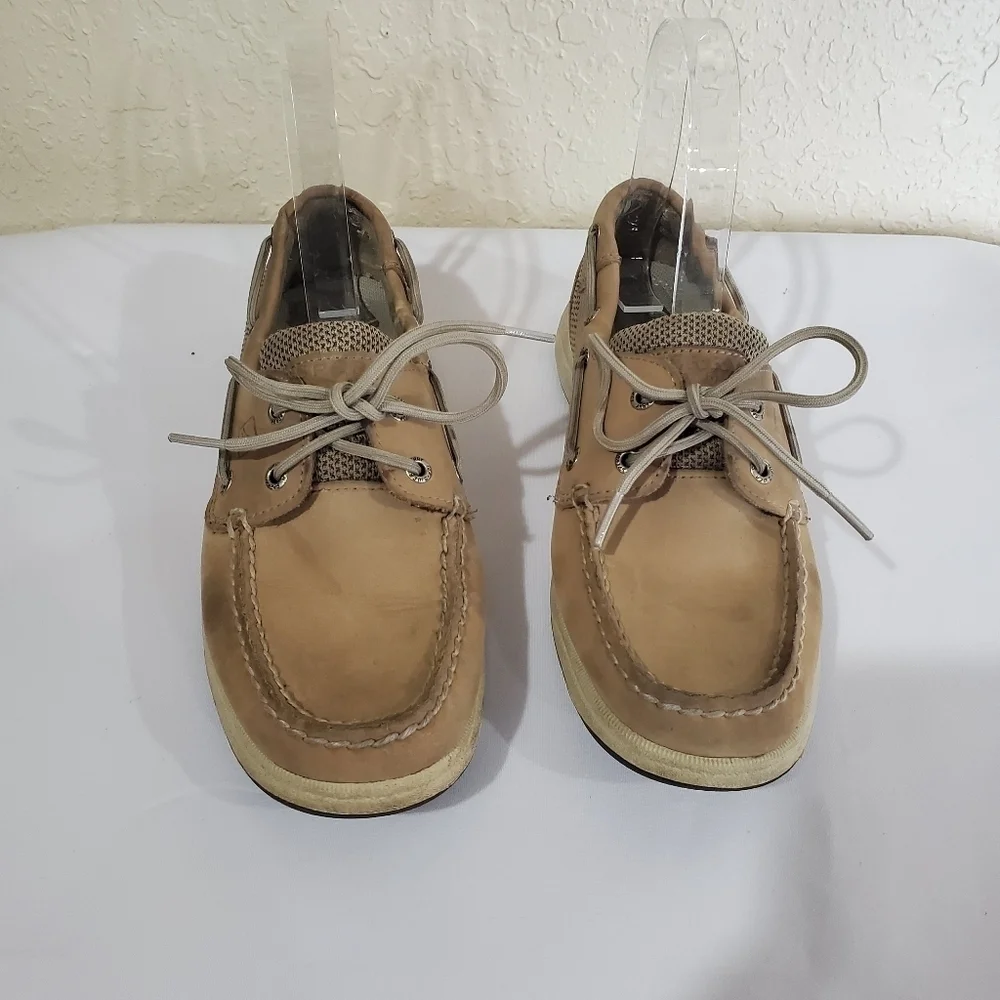Sperry leather tan